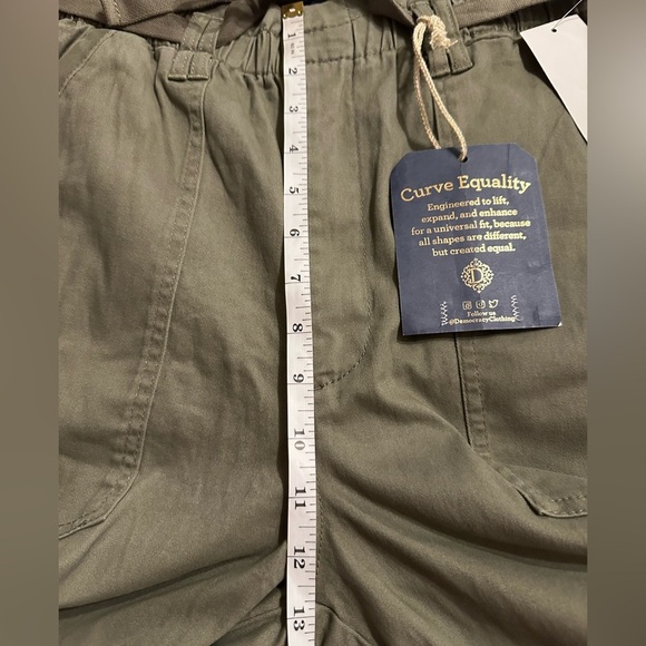 NWT Democracy Ab"solution Skyrise Paper Bag Waist Relaxed Straight Leg Pant - Picture 12 of 14